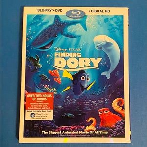 Finding Dory Blu-ray DVD+ Digital DVD. XMAS EVE MOVIE